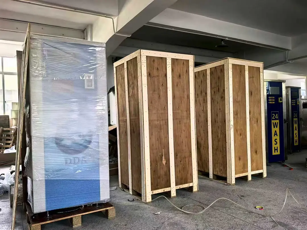 Оборудование в деревянной обрешётке перед отправкой из Китая